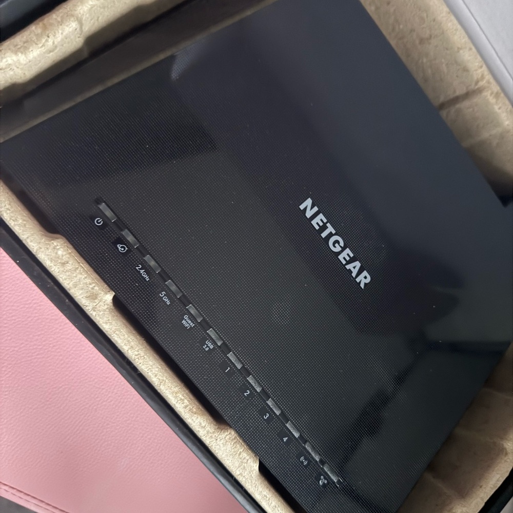 NETGEAR Nighthawk Black Smart WiFi Router - Picture 2 of 3